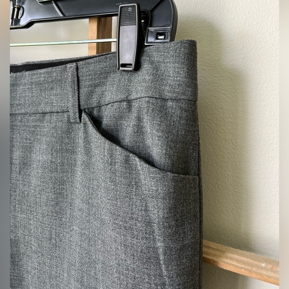 Express Editor Mid Rise Trouser Flare Pants - Heather Grey - Size 6 - Picture 9 of 16